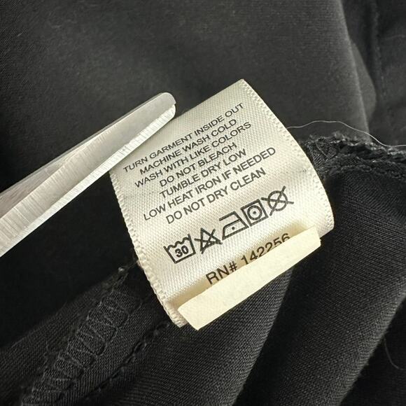 Figs Womens Technical Collection Short Sleeve Pullover V-Neck Black Scrub Top XS - Picture 10 of 10